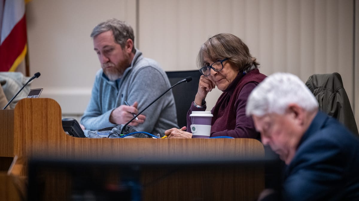 Oxford City Council discusses sidewalk improvements, ICE concerns raised