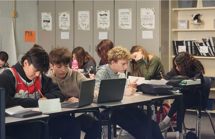 Talawanda Middle School course teaches careers, professionalism in agriculture